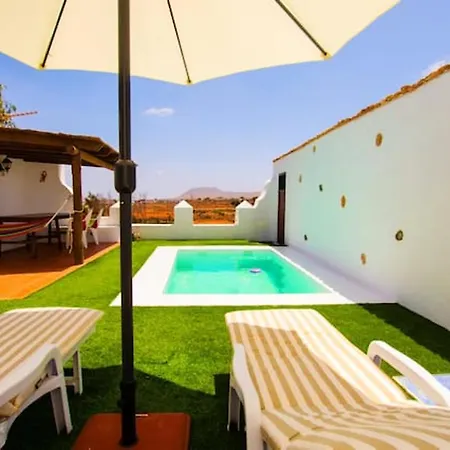 Charming In With Private Pool